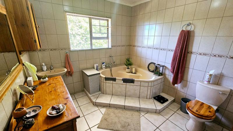 4 Bedroom Property for Sale in Dana Bay Western Cape